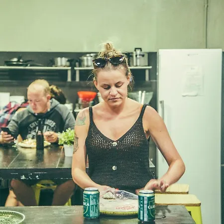 Hotell South - Kite Service Center