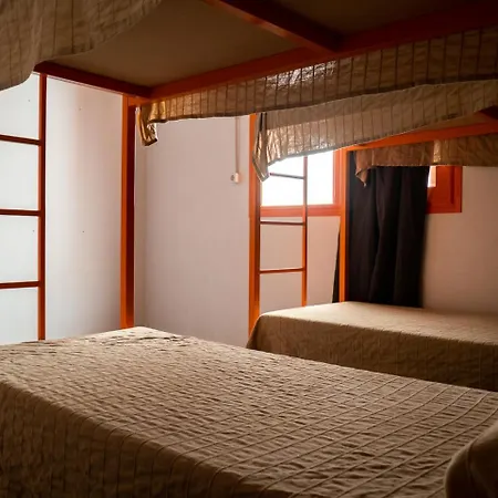 South - Kite Service Center Hotel