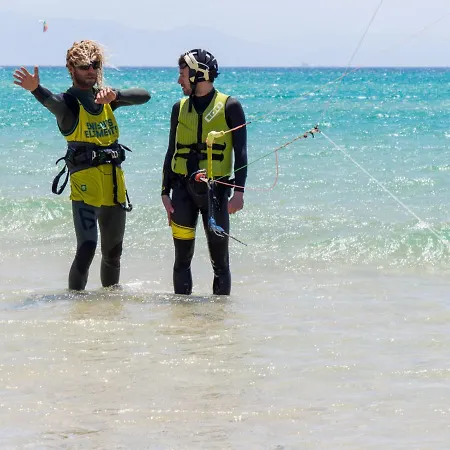 South - Kite Service Center 호텔 타리파